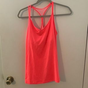 Ua tank built in bra size lg